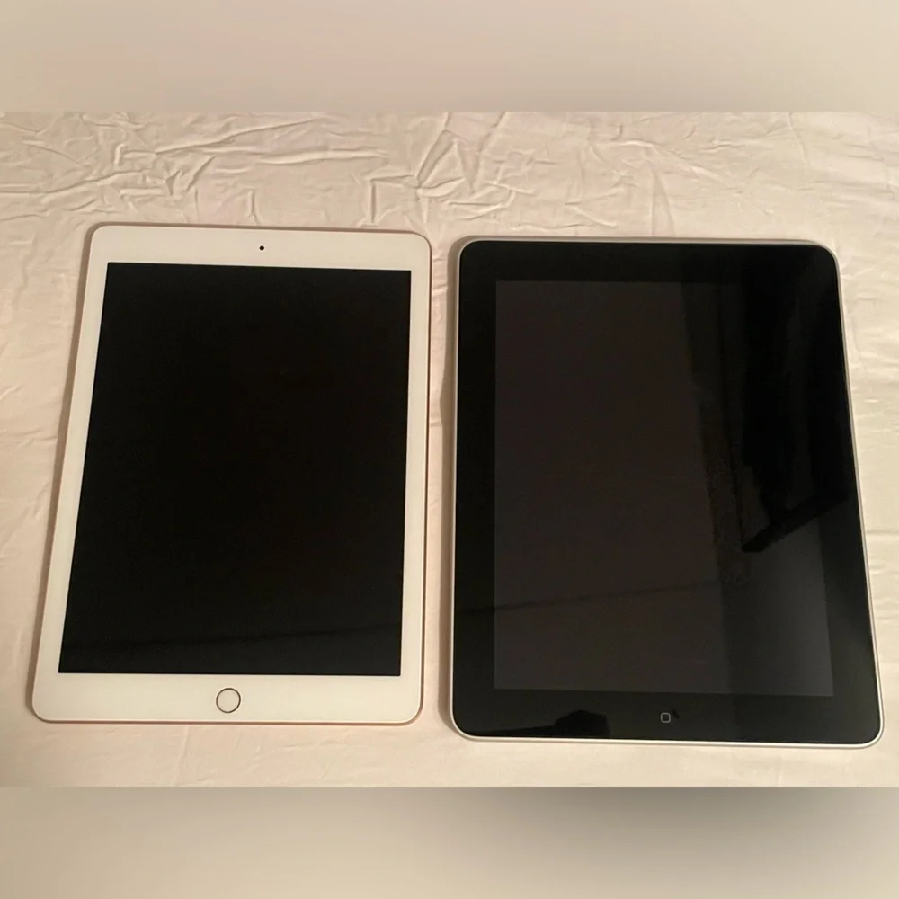 2 iPads